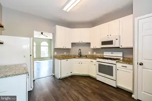 12175 Caithness Cir, Bristow, VA 20136 - Photo 10