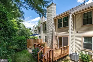 15646 Montview Dr, Dumfries, VA 22025 - Photo 2