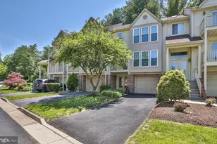 15646 Montview Dr, Dumfries, VA 22025 - Photo 1