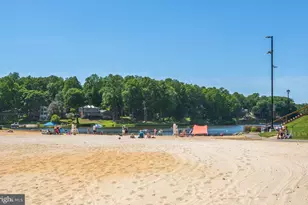 15646 Montview Dr, Dumfries, VA 22025 - Photo 10