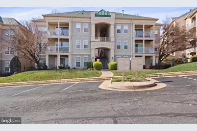 1031 Gardenview Loop #201, Woodbridge, VA 22191 - Photo 2