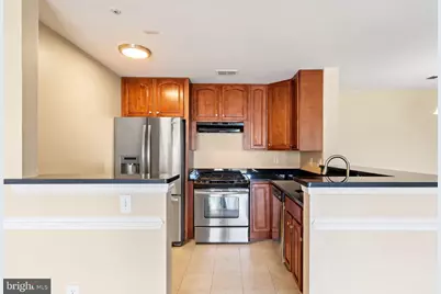 1031 Gardenview Loop #201, Woodbridge, VA 22191 - Photo 10