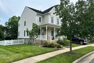 10579 Andrew Humphreys Ct, Bristow, VA 20136 - Photo 2