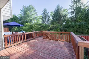 12866 Hyannis Ln, Woodbridge, VA 22193 - Photo 14