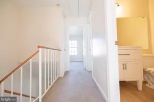 12866 Hyannis Ln, Woodbridge, VA 22193 - Photo 8