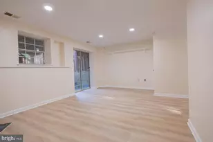 12866 Hyannis Ln, Woodbridge, VA 22193 - Photo 16