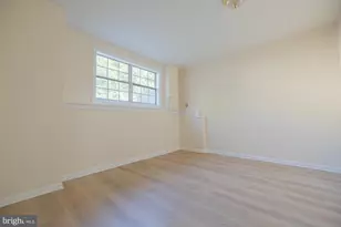 12866 Hyannis Ln, Woodbridge, VA 22193 - Photo 18