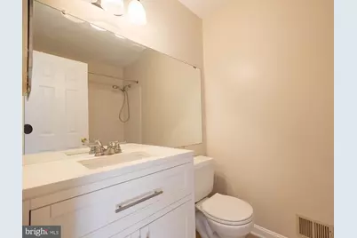 12866 Hyannis Lane, Woodbridge, VA 22193 - Photo 10