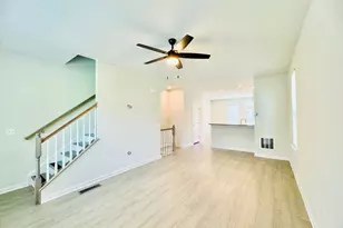 18374 Reaper Hl Ct, Triangle, VA 22172 - Photo 12