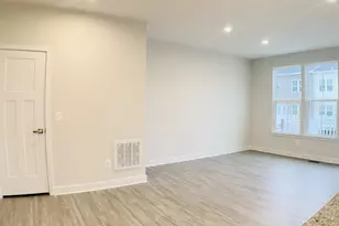 11380 Willow Green Cir, Manassas, VA 20109 - Photo 18