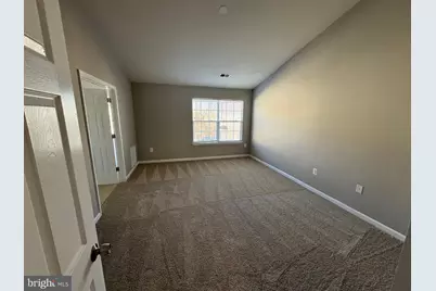 14190 Hunters Run Way, Gainesville, VA 20155 - Photo 12