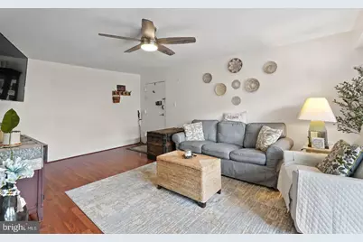 12717 Gordon Boulevard #120, Woodbridge, VA 22192 - Photo 2