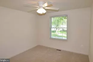 9843 Nimitz Ct, Manassas, VA 20109 - Photo 16