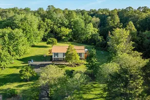 8201 Morningside Dr, Manassas, VA 20112 - Photo 4