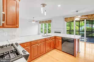 12357 Romney Mews, Woodbridge, VA 22192 - Photo 18