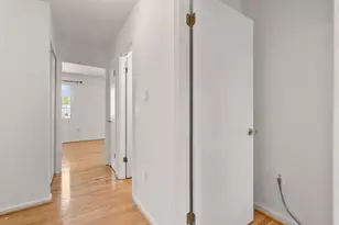 8758 Stoneridge Dr, Manassas, VA 20111 - Photo 6