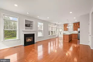 8857 Yellow Hammer Dr, Gainesville, VA 20155 - Photo 18