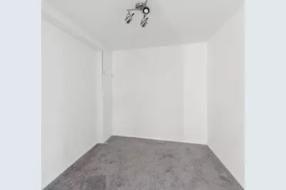 13421 Hillendale Drive, Woodbridge, VA 22193 - Photo 10