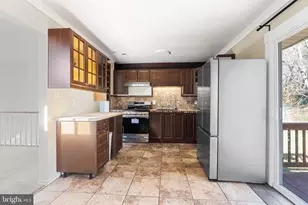 13421 Hillendale Dr, Woodbridge, VA 22193 - Photo 14