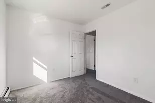 13421 Hillendale Dr, Woodbridge, VA 22193 - Photo 22