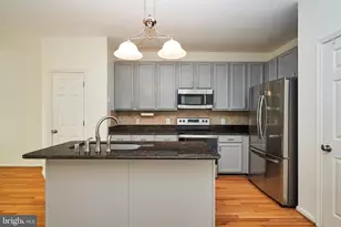 10196 Pale Rose Loop, Bristow, VA 20136 - Photo 20