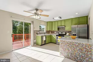 3650 Crosswater Ct, Woodbridge, VA 22192 - Photo 14