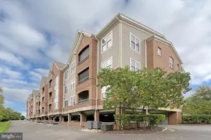 13891 Chelmsford Dr, Gainesville, VA 20155 - Photo 2