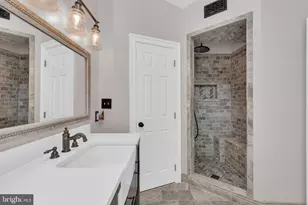 4280 Lawnvale Dr, Gainesville, VA 20155 - Photo 38