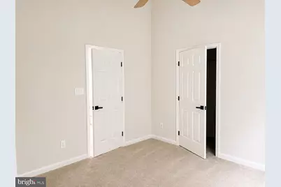 7034 Rogue Forest Lane, Gainesville, VA 20155 - Photo 16