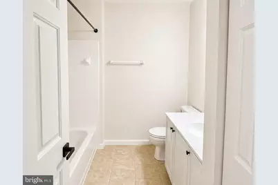 7034 Rogue Forest Lane, Gainesville, VA 20155 - Photo 20