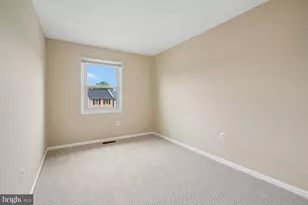 4617 Whitaker Pl, Woodbridge, VA 22193 - Photo 16