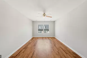 4888 Dane Ridge Cir, Woodbridge, VA 22193 - Photo 20