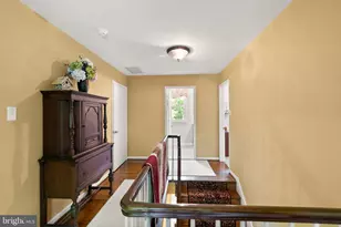 4924 Wood Lilly Ct, Woodbridge, VA 22192 - Photo 32