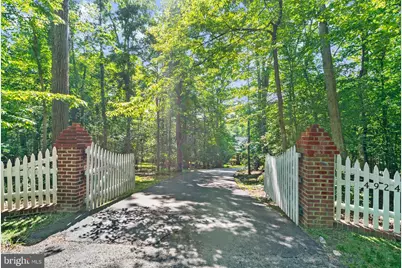 4924 Wood Lilly Court, Woodbridge, VA 22192 - Photo 4