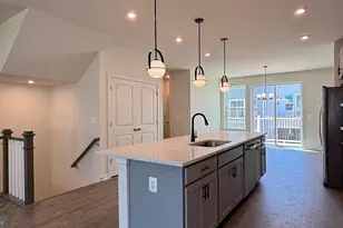 18024 Alicia Ave, Dumfries, VA 22026 - Photo 4