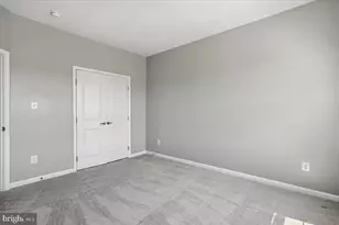 7481 Brunson Cir, Gainesville, VA 20155 - Photo 32
