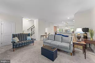 7723 Milton Cir, Gainesville, VA 20155 - Photo 20