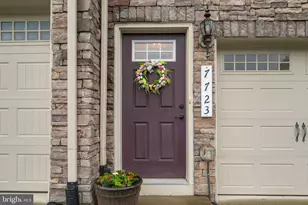 7723 Milton Cir, Gainesville, VA 20155 - Photo 4