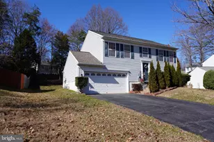 14882 Geranium Ct, Woodbridge, VA 22193 - Photo 16