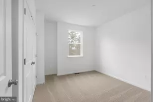 2546 Neabsco Common Pl, Woodbridge, VA 22191 - Photo 22