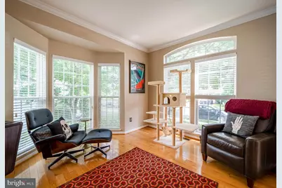 18081 Camdenhurst Drive, Gainesville, VA 20155 - Photo 8