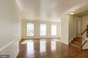750 Monument Ave, Woodbridge, VA 22191 - Photo 12