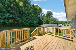 4233 Hoffman Dr, Woodbridge, VA 22193 - Photo 28