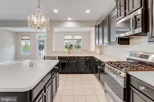 4318 Wisley Turn, Woodbridge, VA 22192 - Photo 14