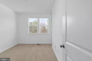 2534 Neabsco Common Pl, Woodbridge, VA 22191 - Photo 16