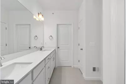 2534 Neabsco Common Place, Woodbridge, VA 22191 - Photo 10