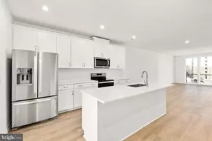 2514 Neabsco Common Pl, Woodbridge, VA 22191 - Photo 14