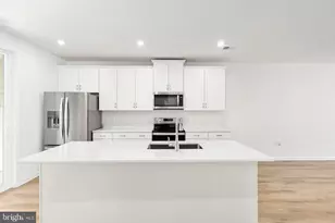 2514 Neabsco Common Pl, Woodbridge, VA 22191 - Photo 18