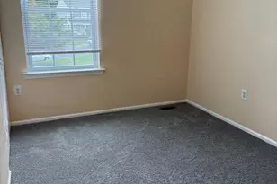12224 Allspice Ct, Woodbridge, VA 22192 - Photo 10