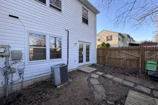 12335 Woodlawn Ct, Woodbridge, VA 22192 - Photo 18